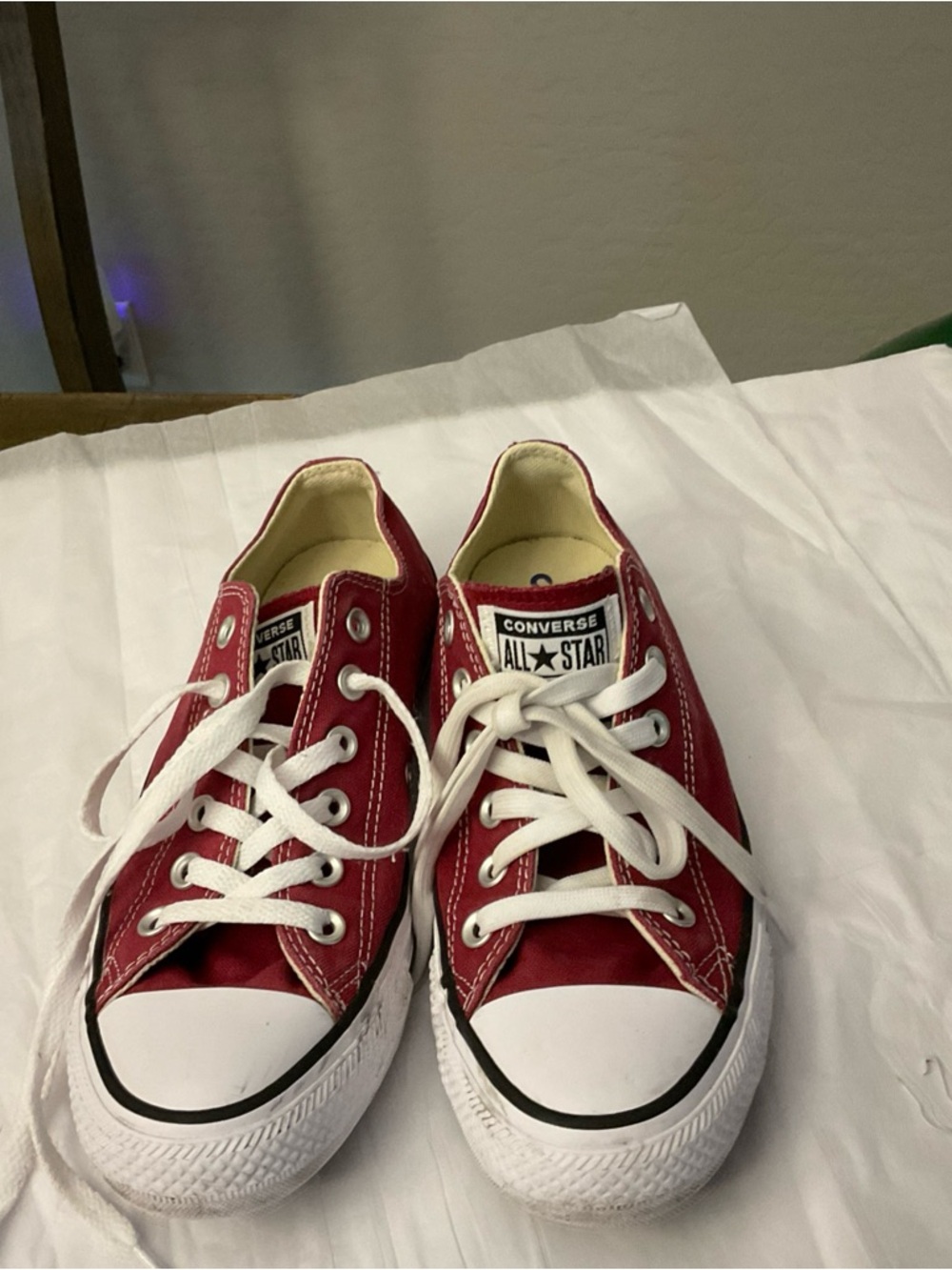Converse All stars Maroon Pattern Size 8